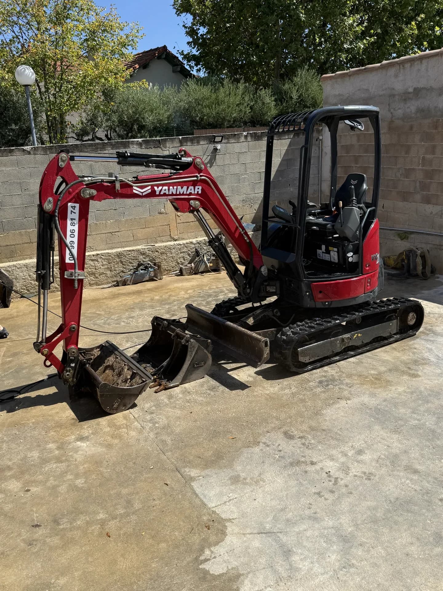 Mini pelle 2,6T Yanmar ViO26 en location à Aix-en-Provence - photo 4