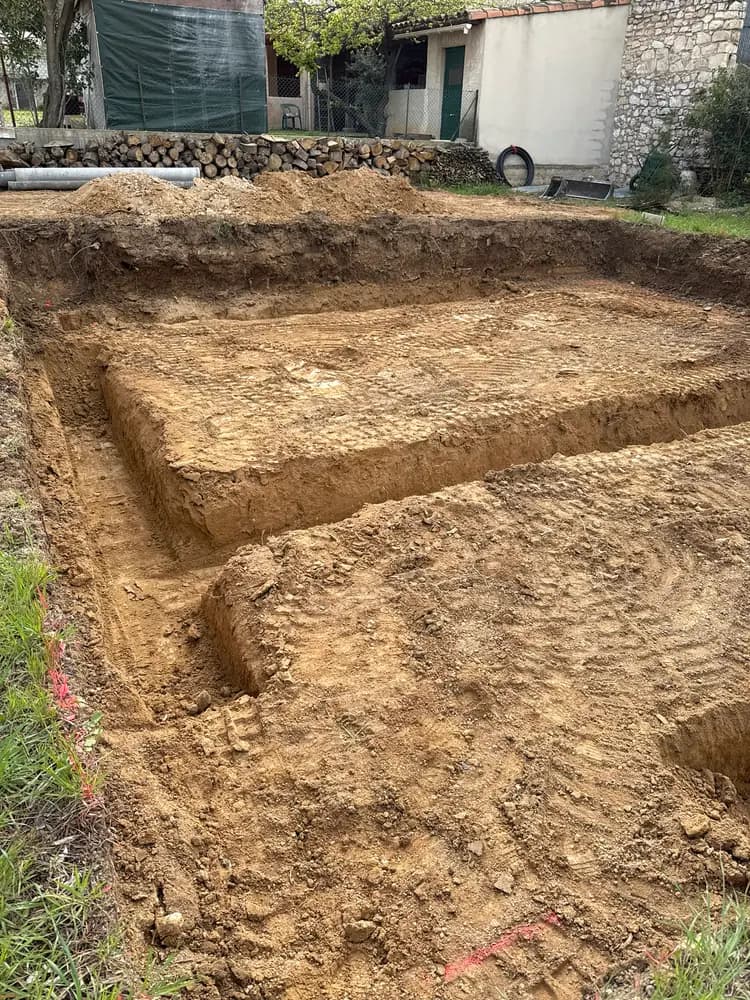Terrassement et fondations — réalisation LTP, photo 1